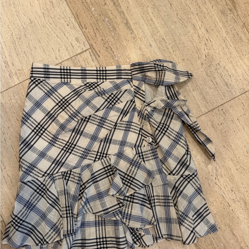 Veronica Beard White & Navy Plaid Wrap Skirt